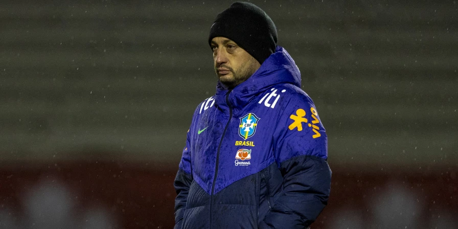 Arthur Elias, técnico da Seleção Feminina.