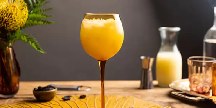 Gim tônica com cupuaçu.