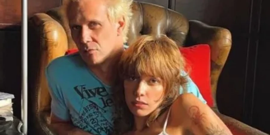 Supla revela que não namora mais com Nathalia Masbrobiso.