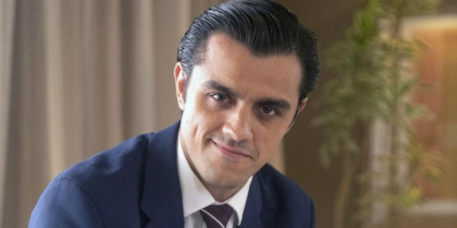 Heitor (Felipe Simas)