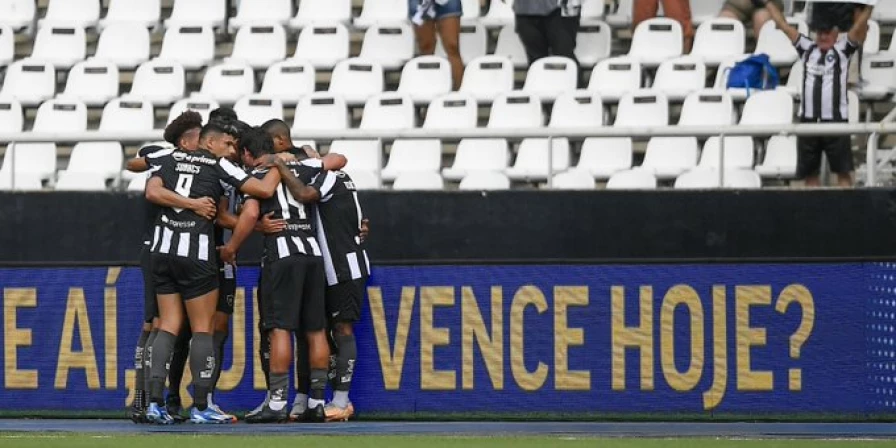 Time da Estrela Solitária é o terceiro colocado do Brasileiro, após novo tropeço