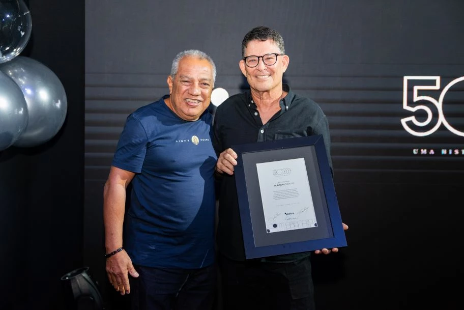 A noite foi marcada por homenagens aos que ajudaram a construir a história da Phocus. (Foto: Mateus Oliveira)