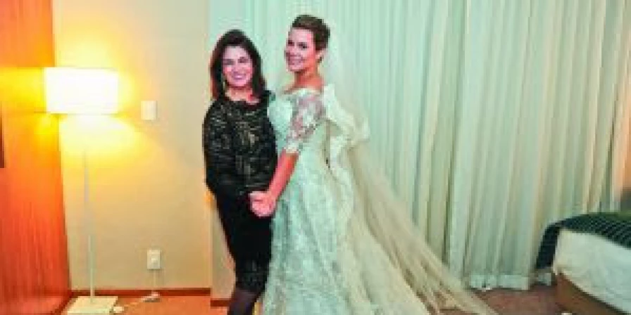 Martha Medeiros veste as maiores celebridades do Brasil e já levou a renda brasileira aos tapetes vermelhos