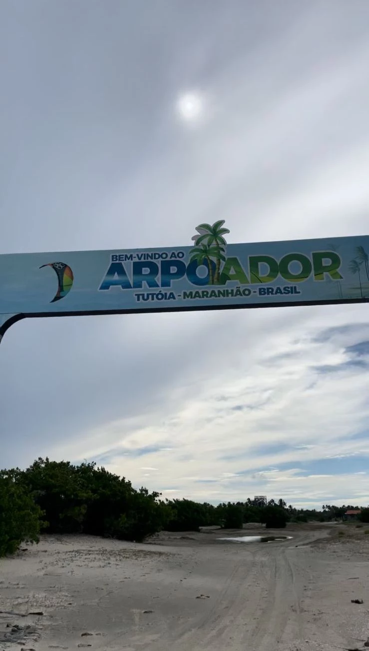 Praia localizada no povoado Arpoador, em Tutóia. (Foto: Anne Cascaes / Imirante)