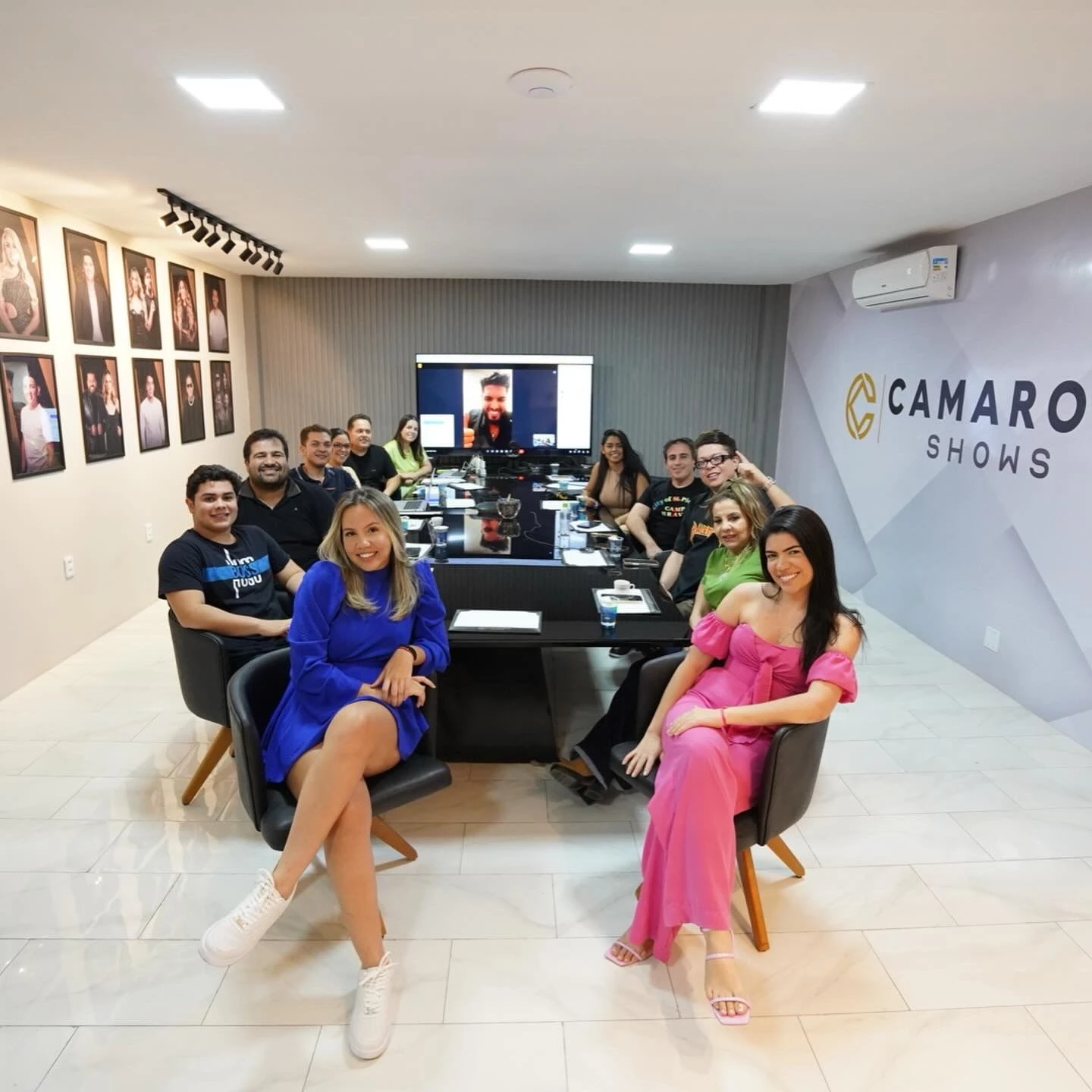 Rayane Gaby e Mari Ribeiro assinam com a Camarote Shows. (Foto: Divulgação)