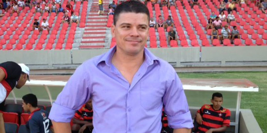 Celinho Valentim está de volta ao Viana após 13 anos.