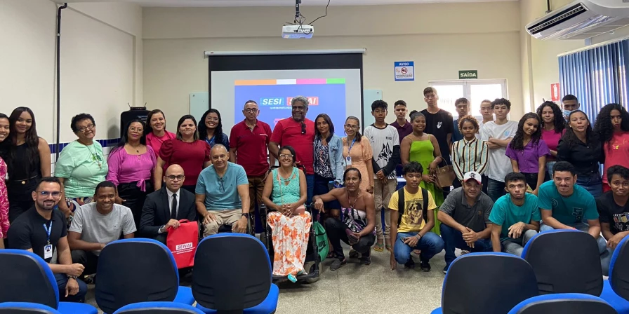 A iniciativa visou capacitar e guiar indivíduos de diversos setores da sociedade, criando oportunidades para todos de forma inclusiva.