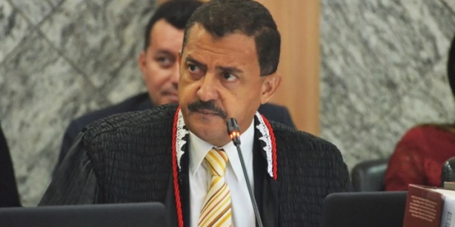 Desembargador José Joaquim Figueiredo dos Anjos determinou a suspensão das investigações.