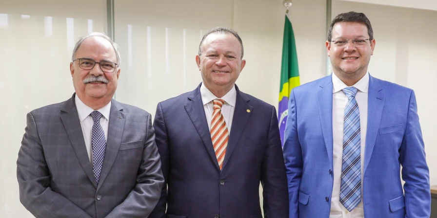 Osmar Júnior recebeu o governador Carlos Brandão em Brasília