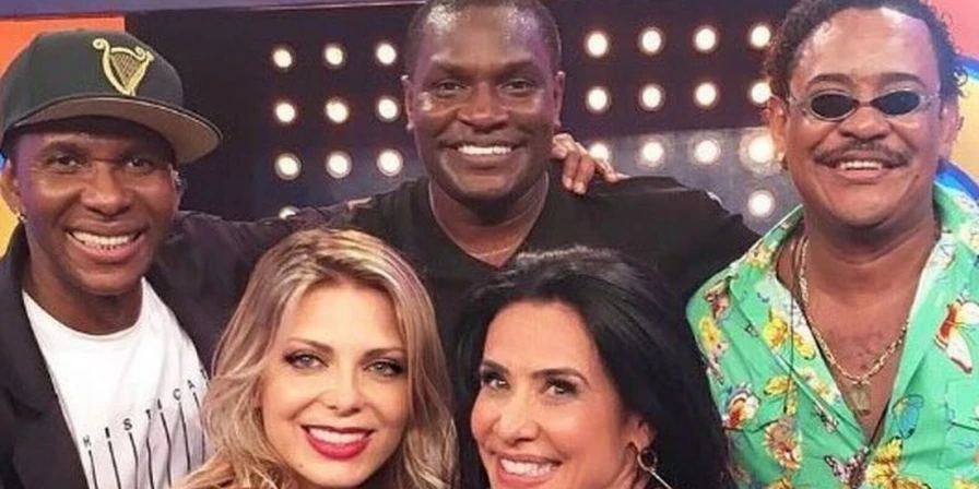Grupo segue em turnê comemorativa de 30 anos.