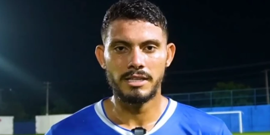 João Victor, zagueiro do Tuntum.
