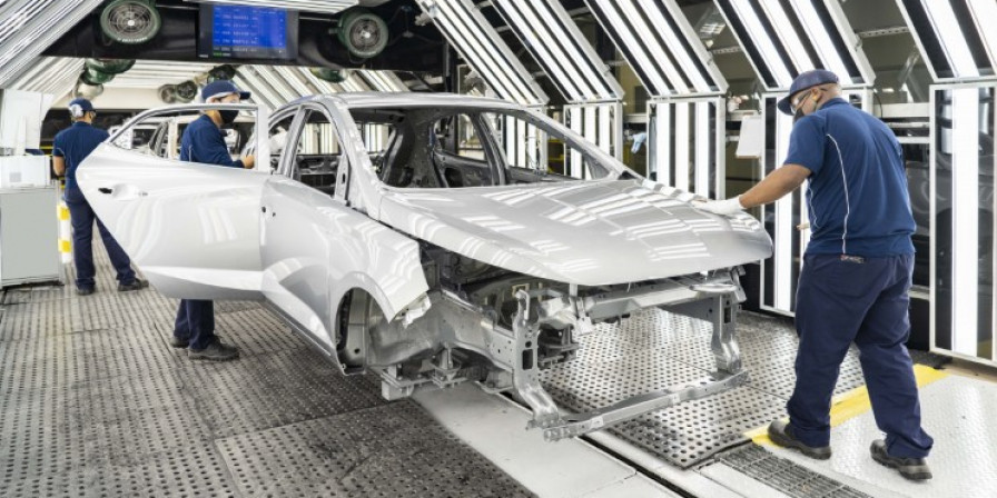 Produção de veículos cresce 3,5% em 2025