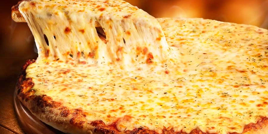 Pizza mussarela.