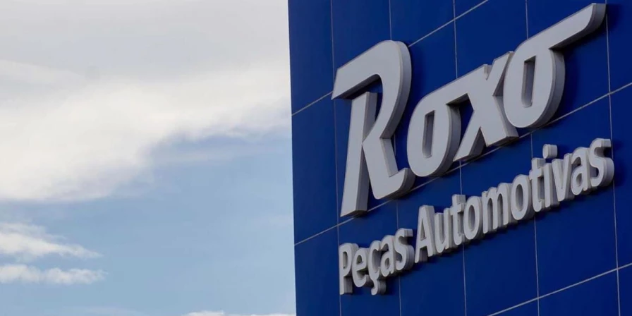 Loja Roxo Peças Automotivas na BR-135.