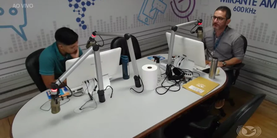 Jorge Aragão comenta sobre a possível greve dos rodoviários durante o programa Ponto Final, da Mirante AM