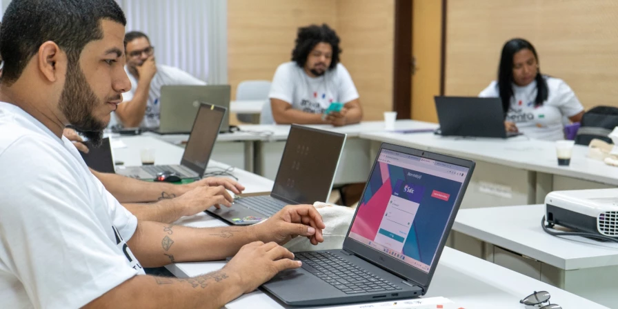 Ao final do curso, o estudante receberão certificado.