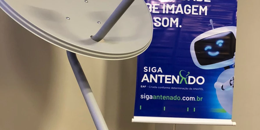 Quem não fizer a substituição pela nova parabólica digital não conseguirá mais assistir à TV.