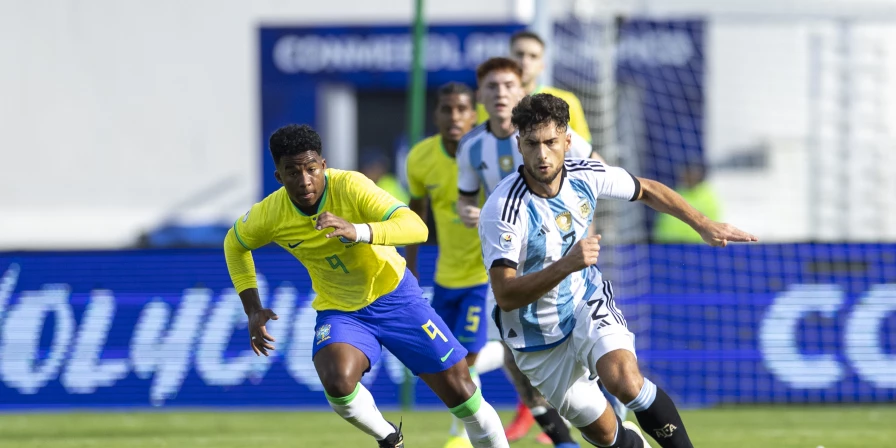 Time comandado por Ramon Menezes perdeu para o maior rival e não defenderá bi-campeonato