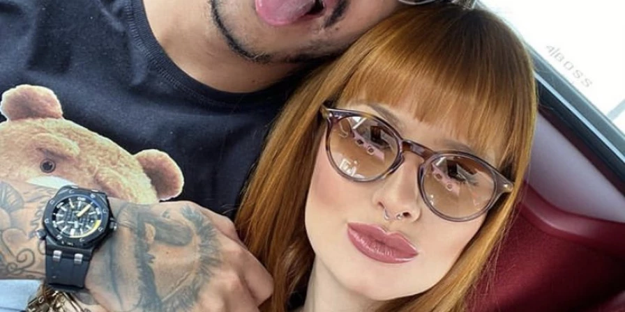 Karen Molinari anuncia término com rapper Hungria.
