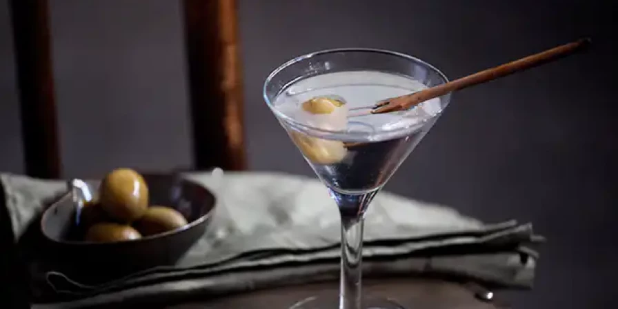 Dry martini.