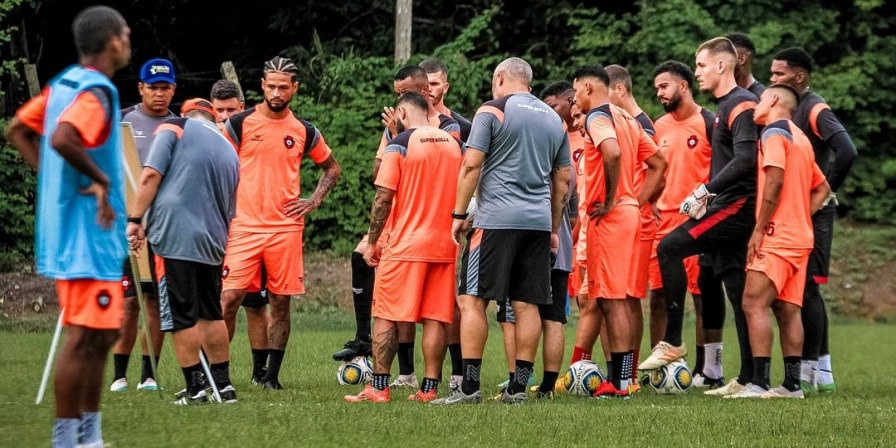 Treino do Moto Club no CT Pereira dos Santos.
