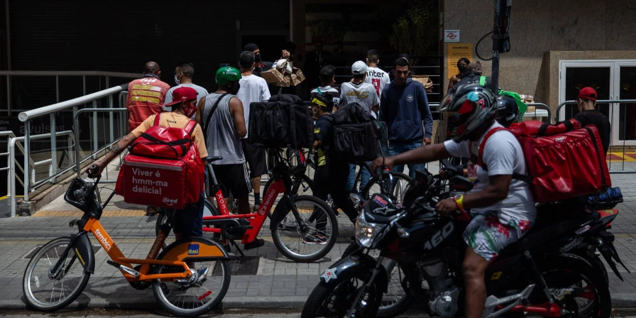 Entrega de comida por aplicativo