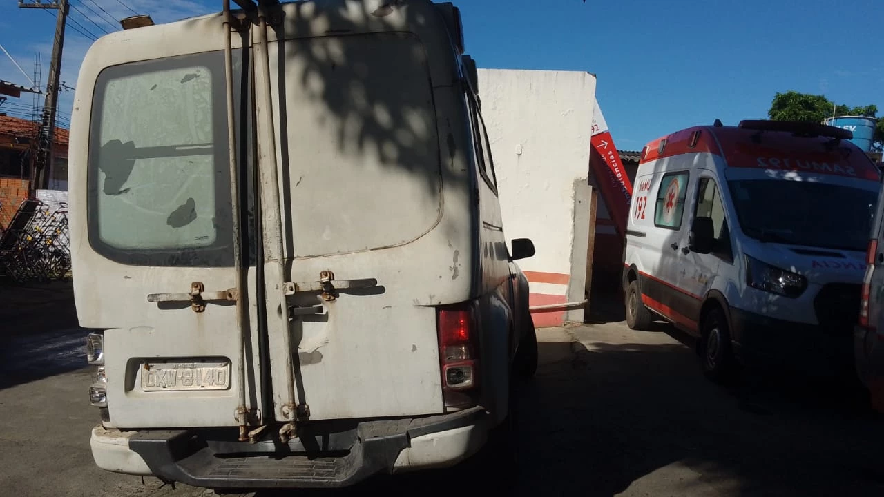 Servidores do Samu apontam problemas como ambulâncias sucateadas. (Foto: Juvêncio Martins/TV Mirante)