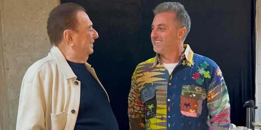 Os apresentadores Raul Gil e Luciano Huck.