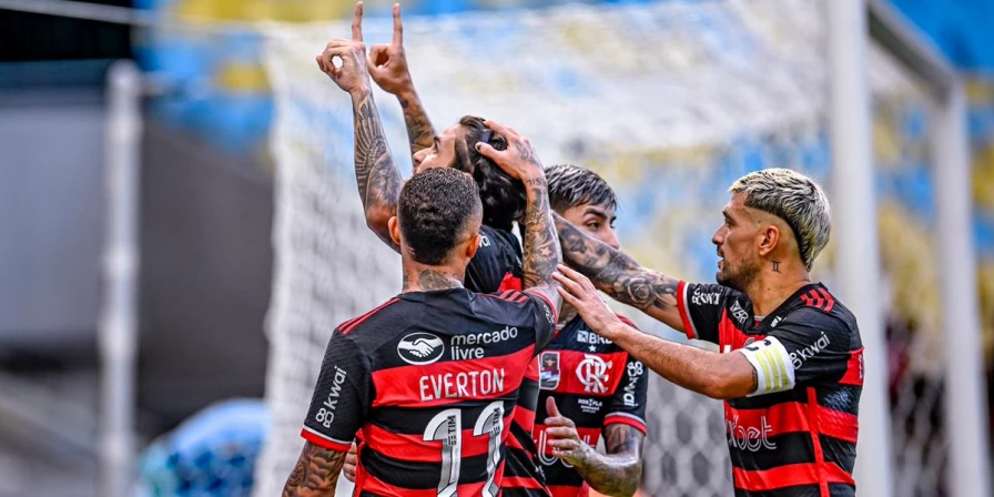 O Flamengo derrotou o Nova Iguaçu no Maracanã.