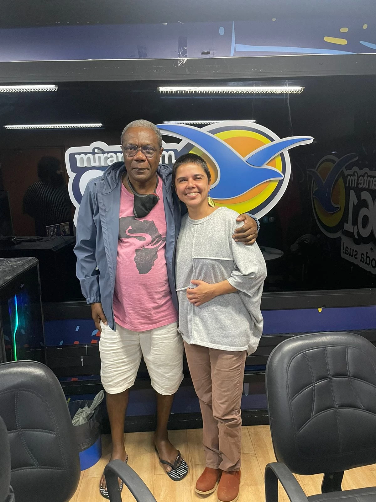 Carol D´Ávila no Plugado, na Mirante FM. Foto: Aiara Dália