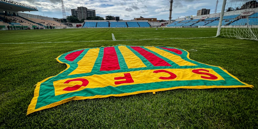 Jogo entre Sampaio Corrêa e Caxias seria disputado no Nhozinho Santos