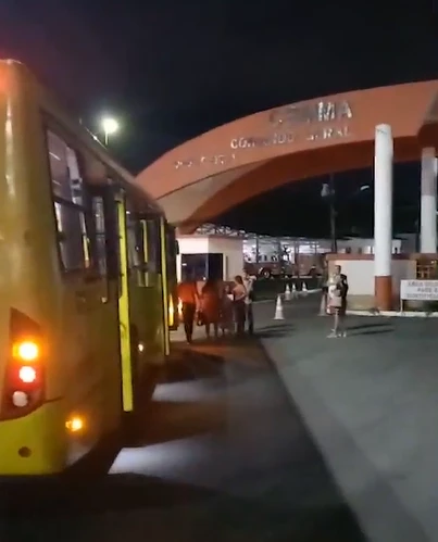 Assalto foi registrado na noite dessa quarta-feira (1º). (Foto: Reprodução / TV Mirante)