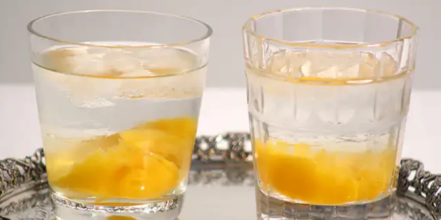 Caipirosca de pêssego.