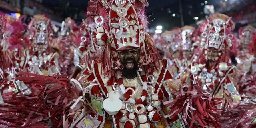 Carnaval do RJ terá três dias de desfiles a partir de 2025.