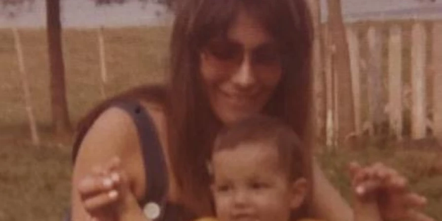 Patrícia Poeta faz homenagem para a mãe.