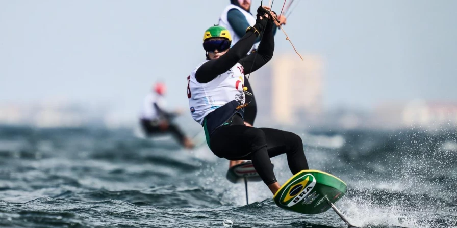 O maranhense Bruno Lobo é um dos principais nomes do kitesurf no mundo.