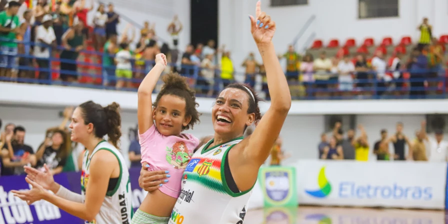 Sassá, ala-pivô do Sampaio Basquete.