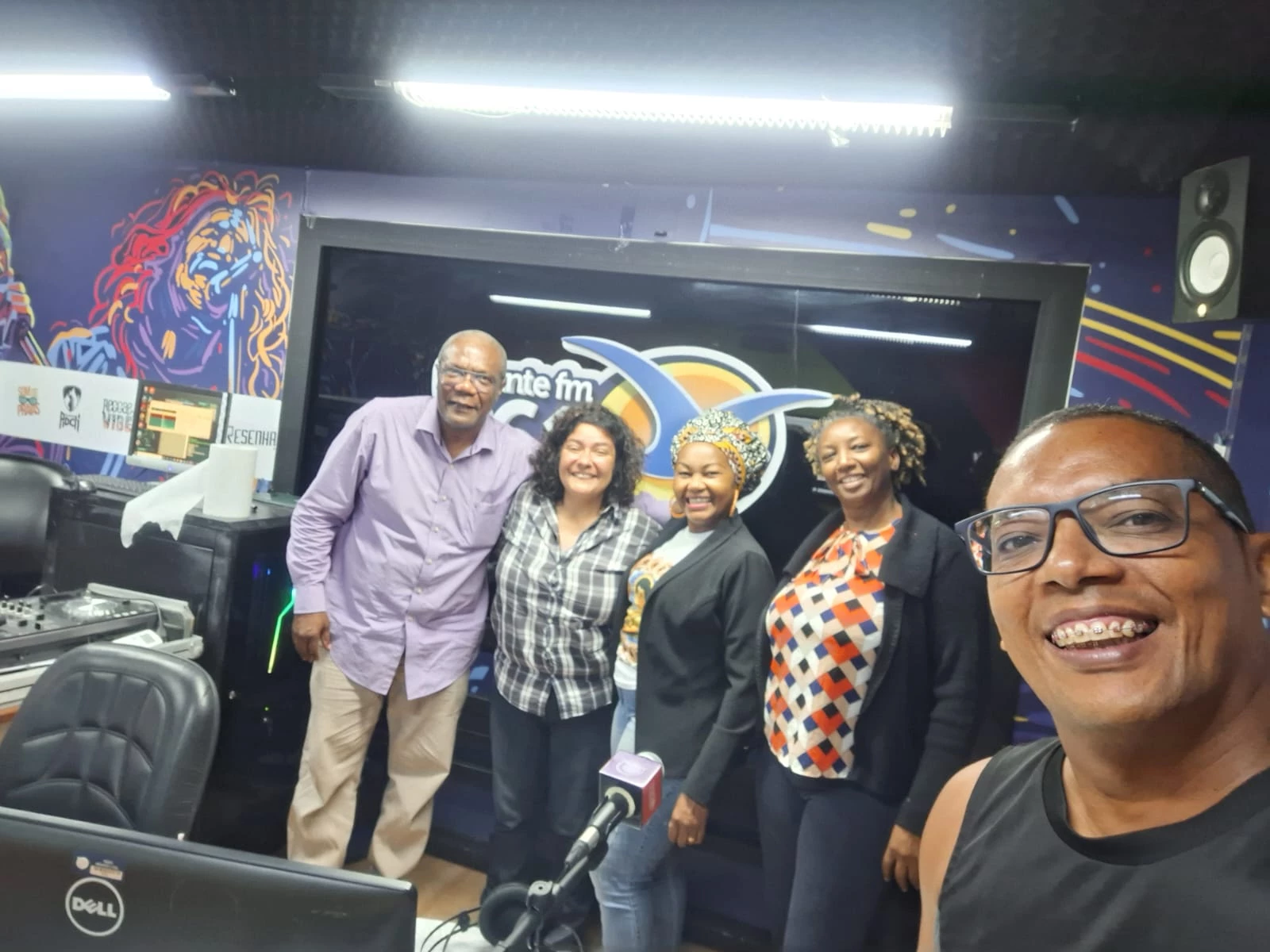 Turma do bumba meu boi e tambor de crioula do Mestre da Leonardo, do Quilombo Urbano da Liberdade. Foto: Divulgação