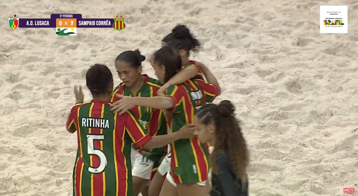 Sampaio chegou à final, mas foi superado no beach soccer feminino (Divulgação)