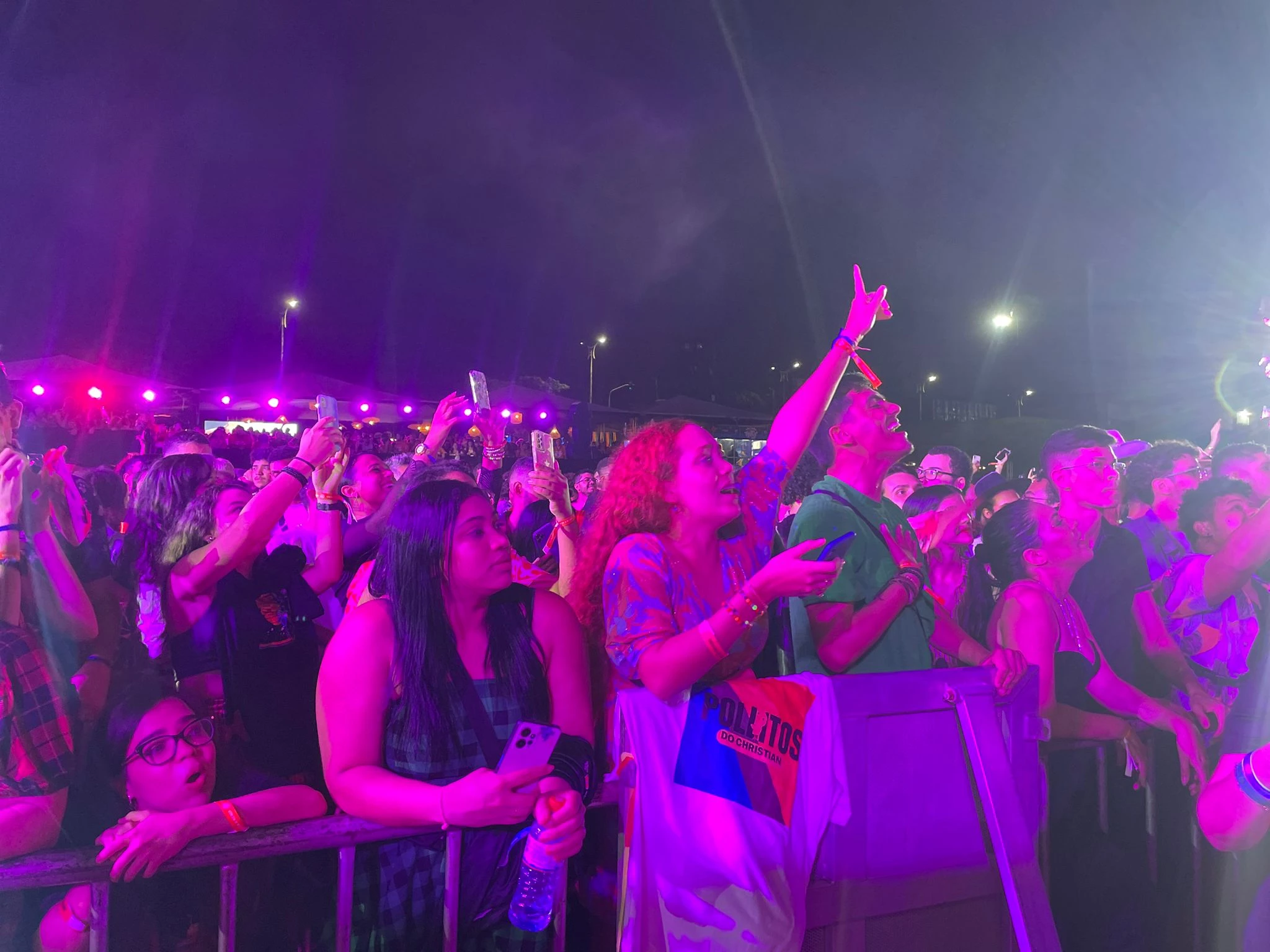 Quando Christian subiu no palco, o público foi ao delírio, afinal, ele é o queridinho da galera desde a época da novela 'Rebelde'. / Foto: Anne Cascaes/Imirante.com.