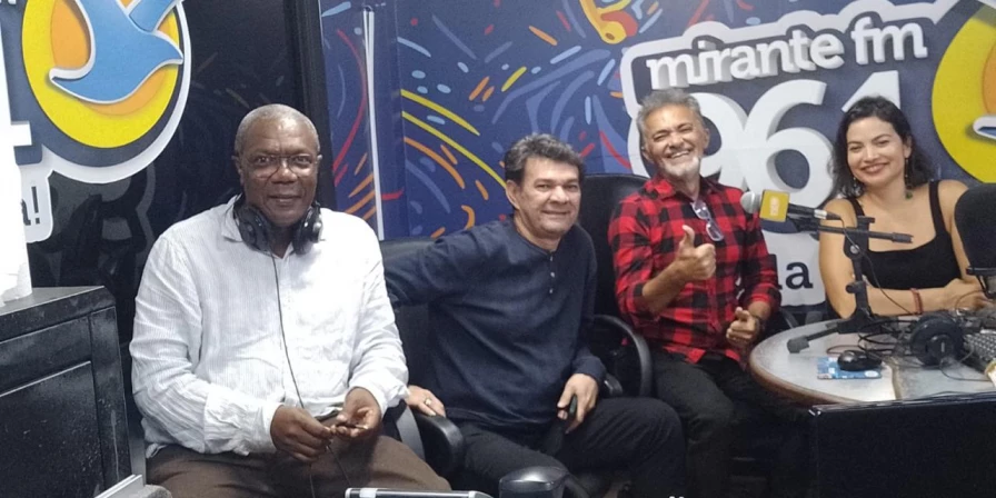 Mano Borges, Chiquinho França e Flávia Bittencourt e o projeto Palco Sesc Som Mará nas escolas.