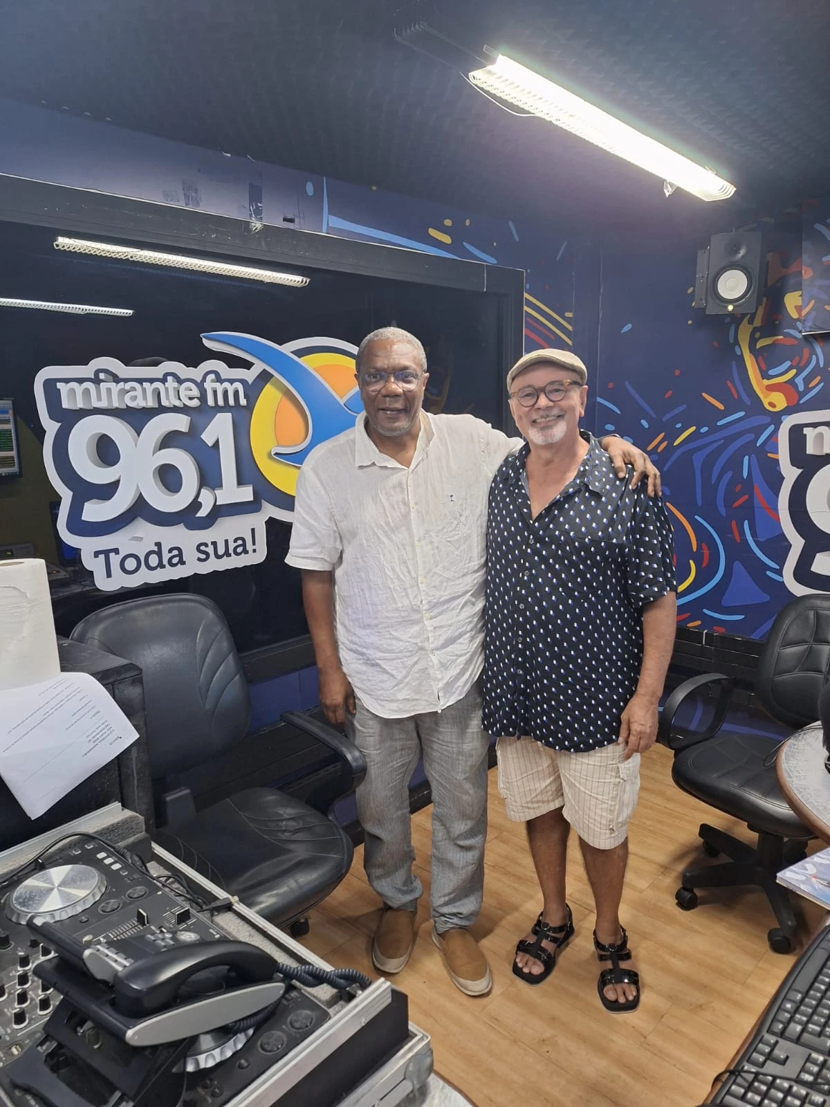 Itaercio Rocha no Plugado na Mirante FM, lançando o álbum Bumba Meu Ita. Foto; Divulgação