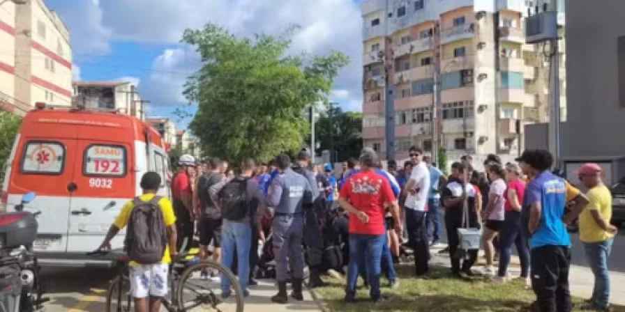 Dos quatro funcionários atingidos pelo choque, dois vieram a óbito.