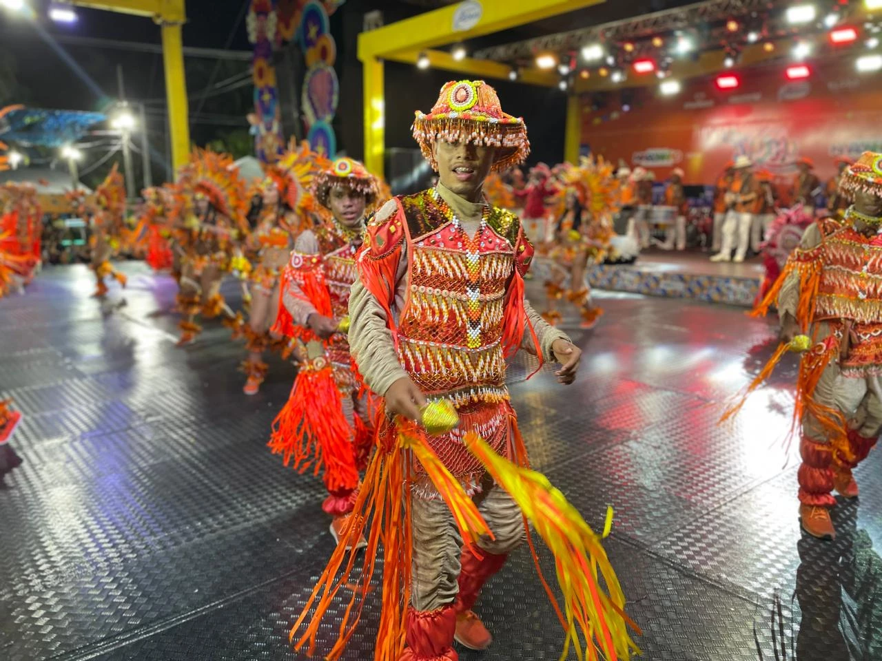 Boi Novilho Branco se apresentando no Arraial do Ipem. (Foto: Adriano Soares / Imirante.com)