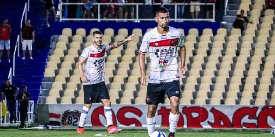 Moto Club e Cametá empataram no estádio Castelão