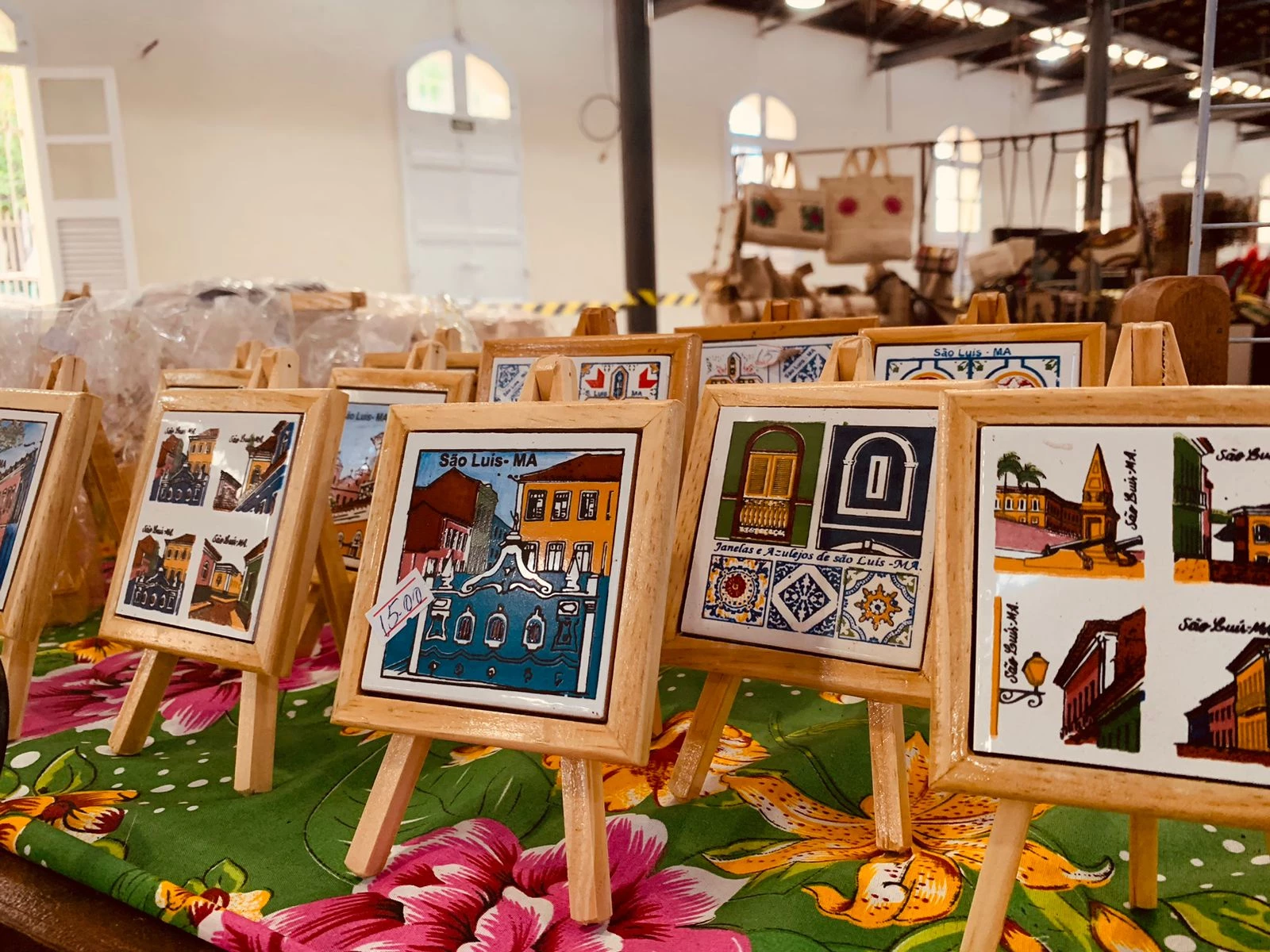 Por meio de seus produtos, os artesãos conseguem enriquecer a experiência das pessoas que visitam o Maranhão. (Foto: Governo do Estado)