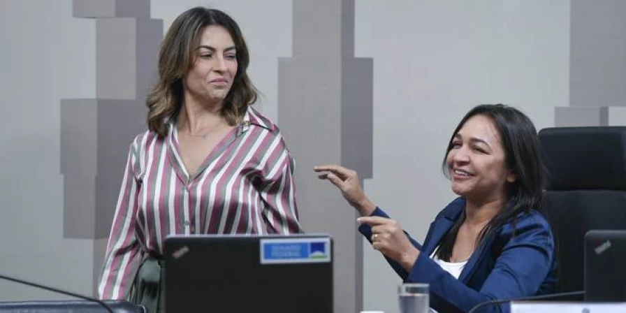 Soraya Thronicke e Eliziane Gama articulam candidatura única