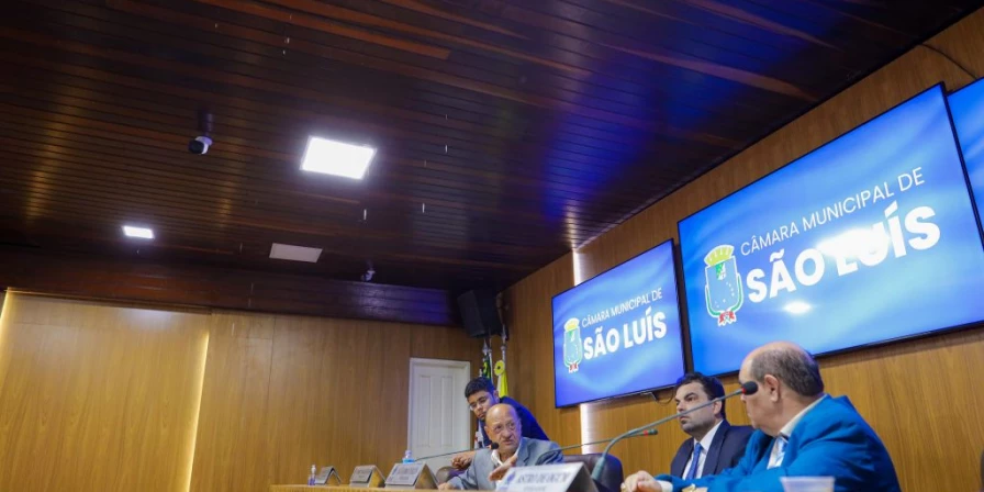 Vereadores agora têm até novembro para concluir investigações