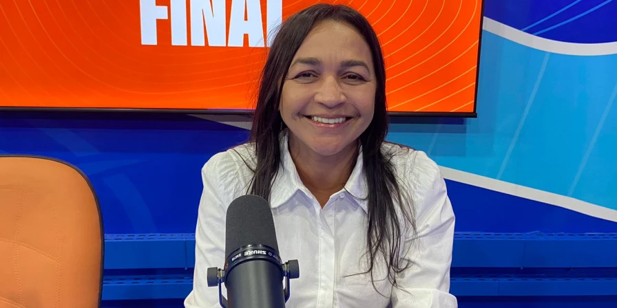 Senadora Eliziane Gama (PSD) durante entrevista ao programa Ponto Final desta terça-feira (23).