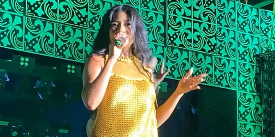 Zaynara no São João da Thay.